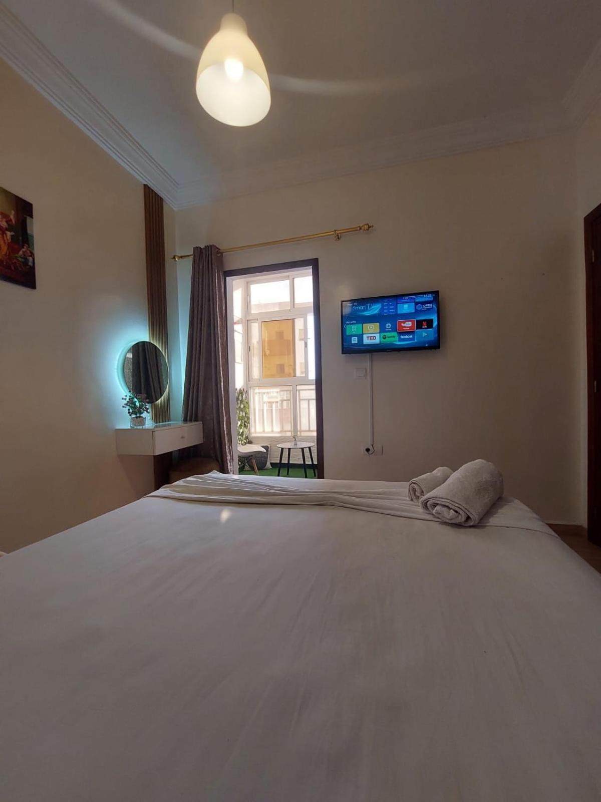 Charite Host Appartement , Wifi Et Parking Gratuit Agadir Eksteriør billede
